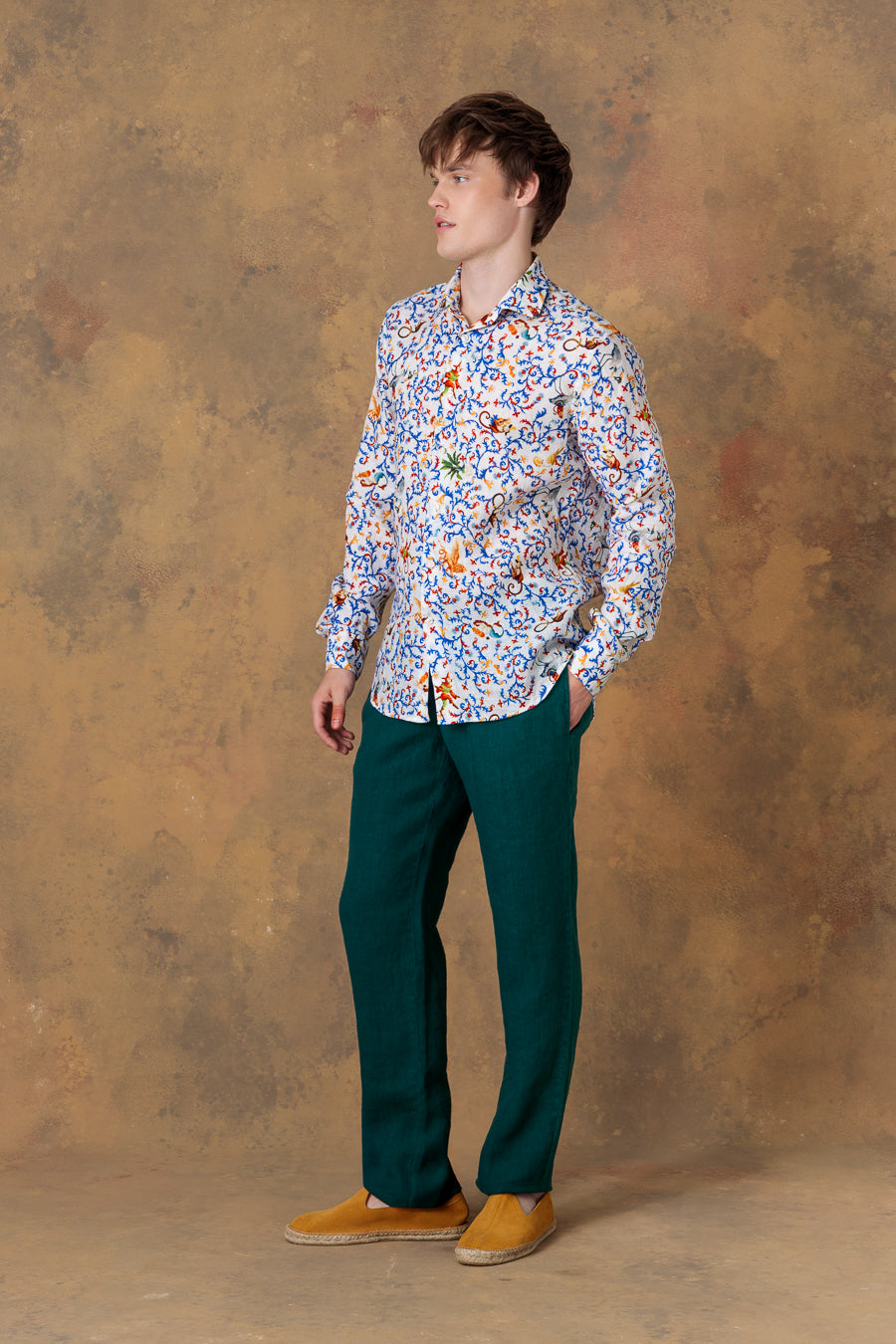 Camisa de lino blanca para hombre delphos