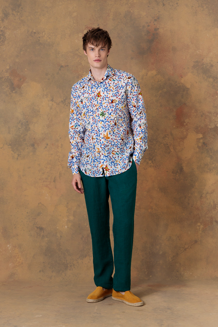 Camisa de lino blanca para hombre delphos