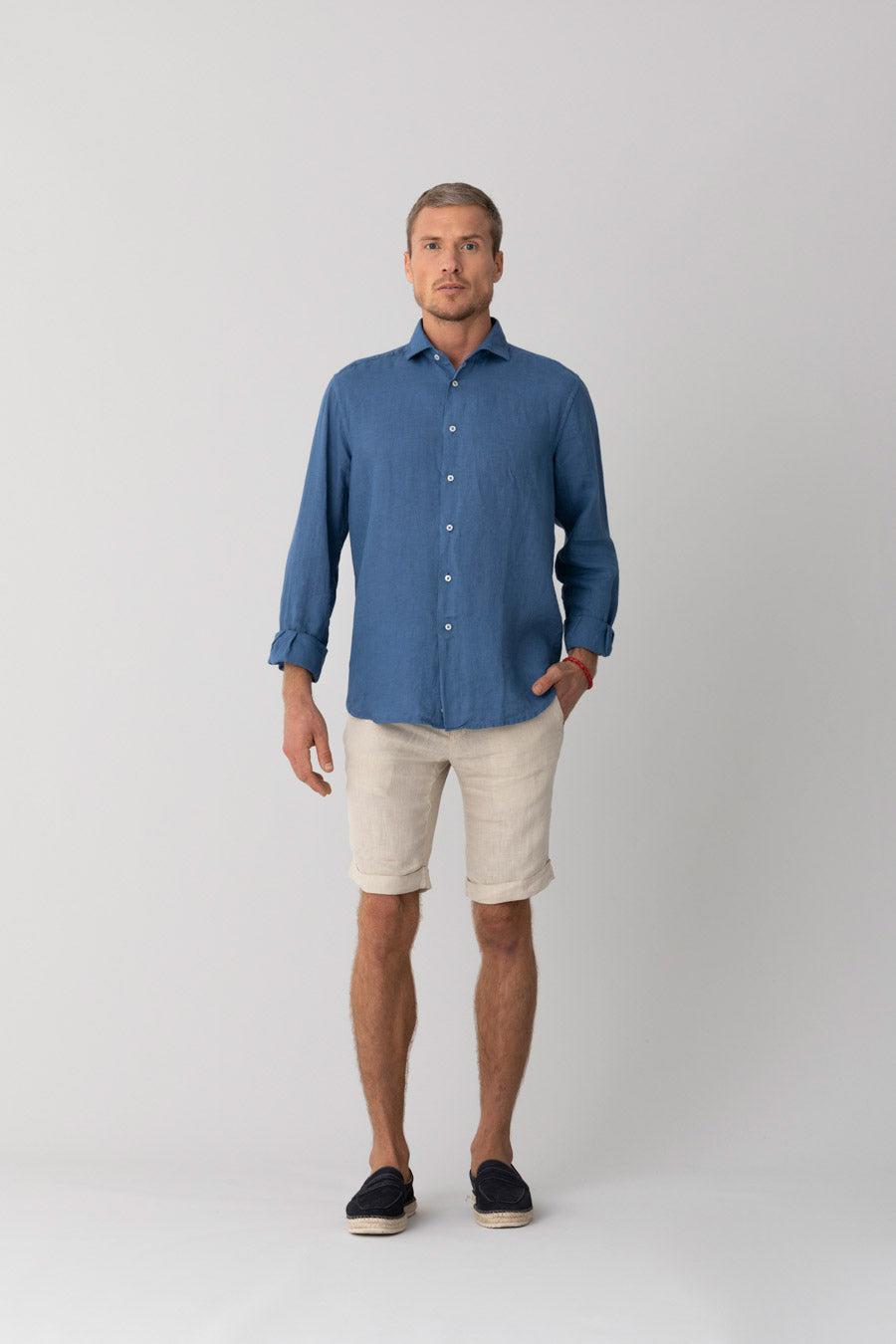 camisa básica de lino azul