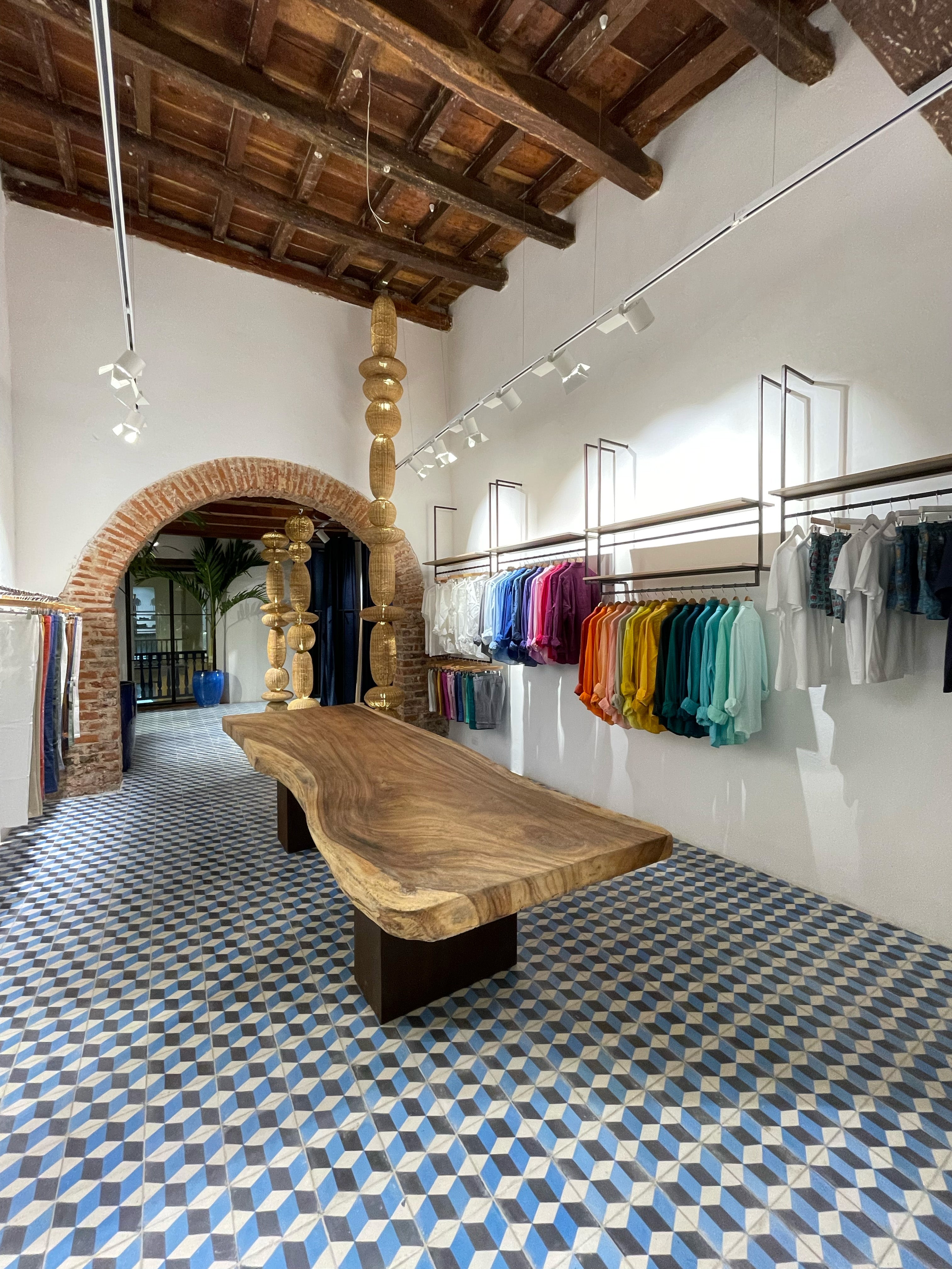 unique and luxury shopping in cartagena