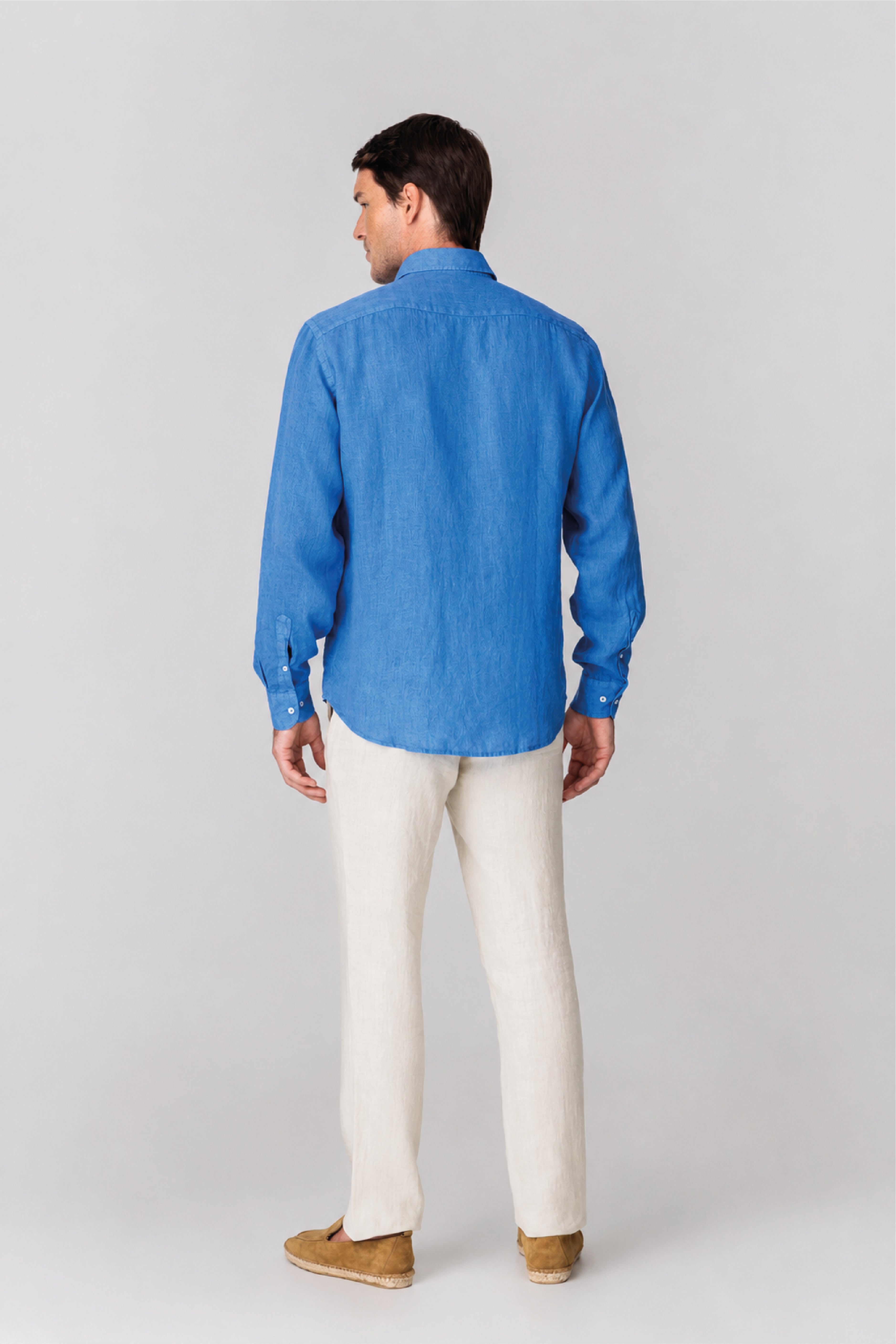 Camisa de lino para hombre azul eléctrico
