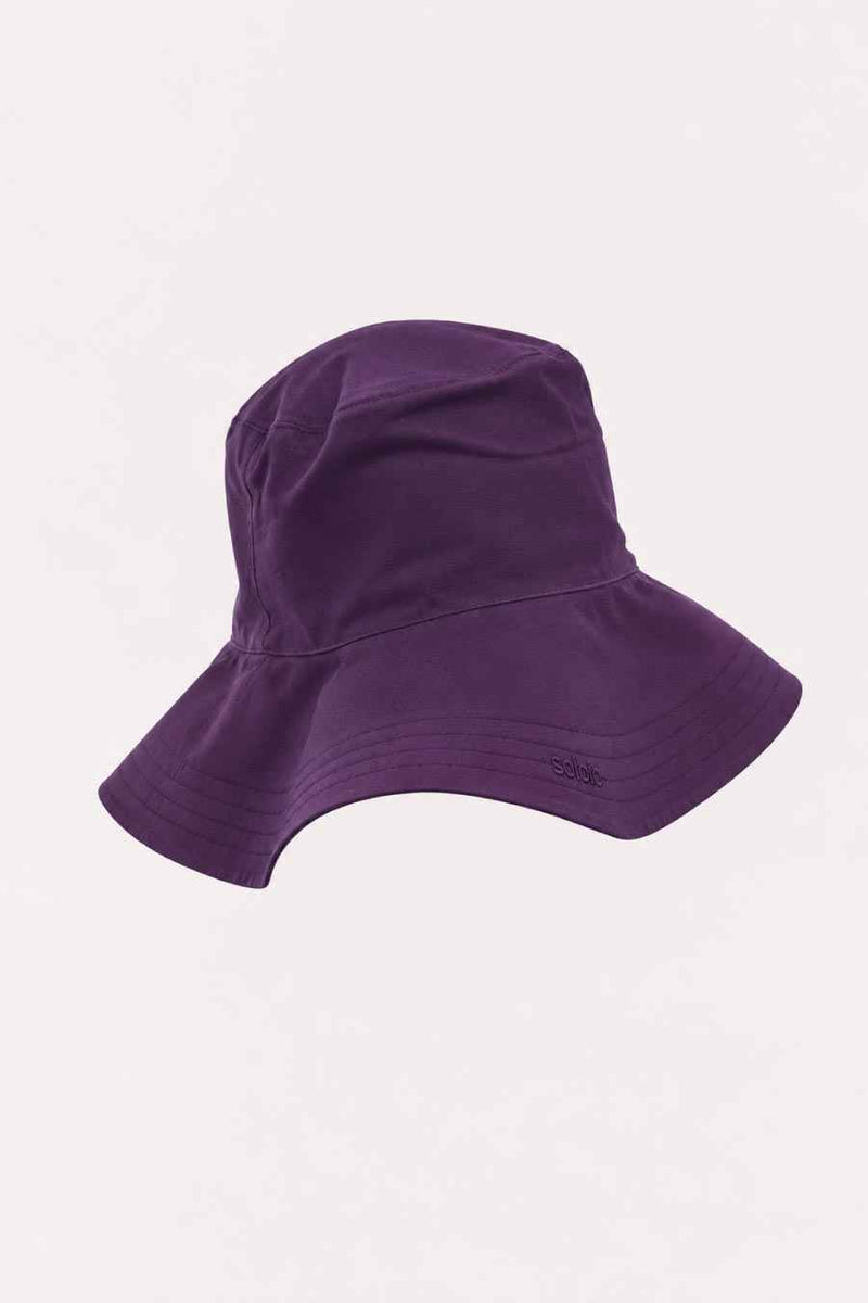 Linen Cap Opulence