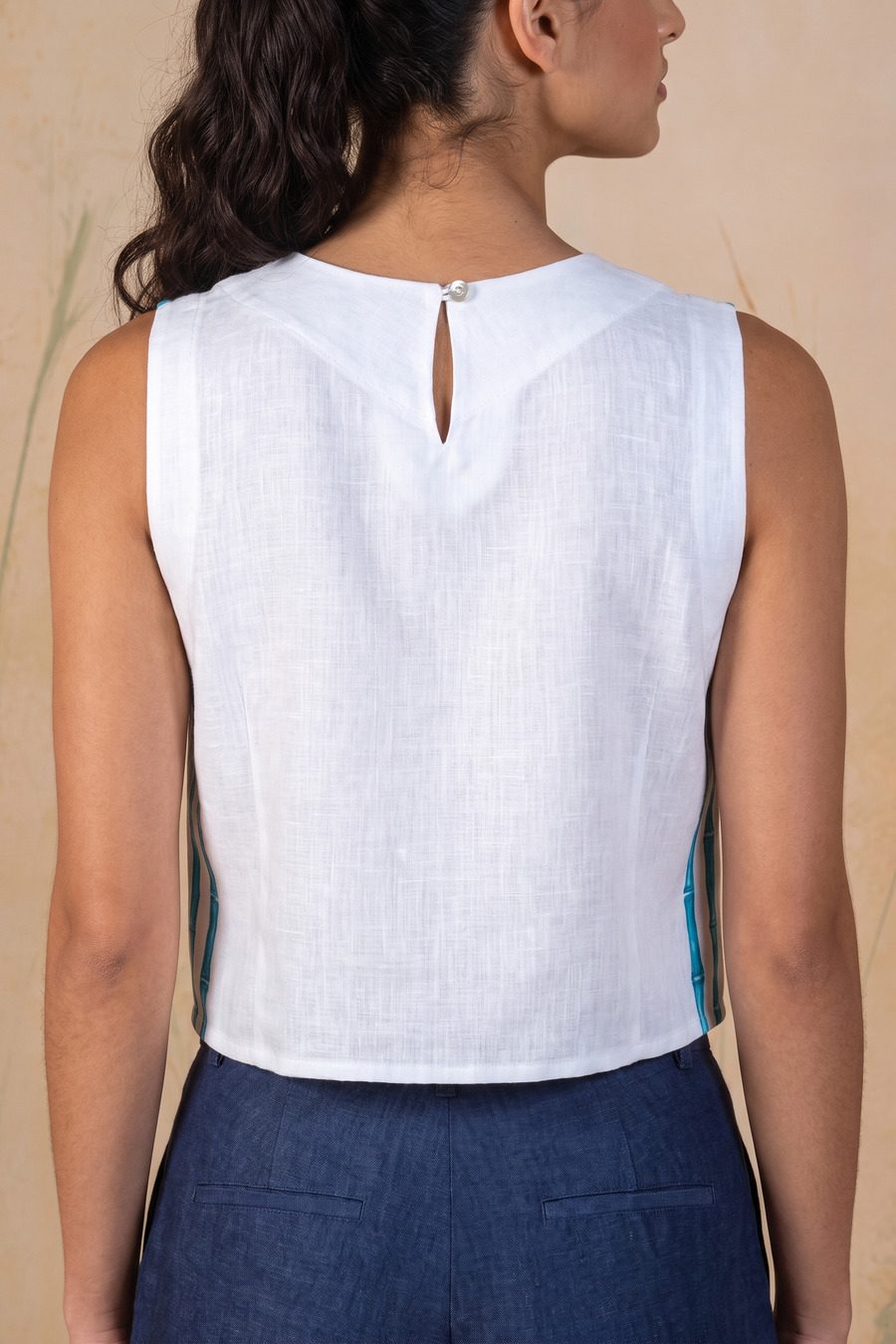 Women's Origo linen crop top white - Detalle 2