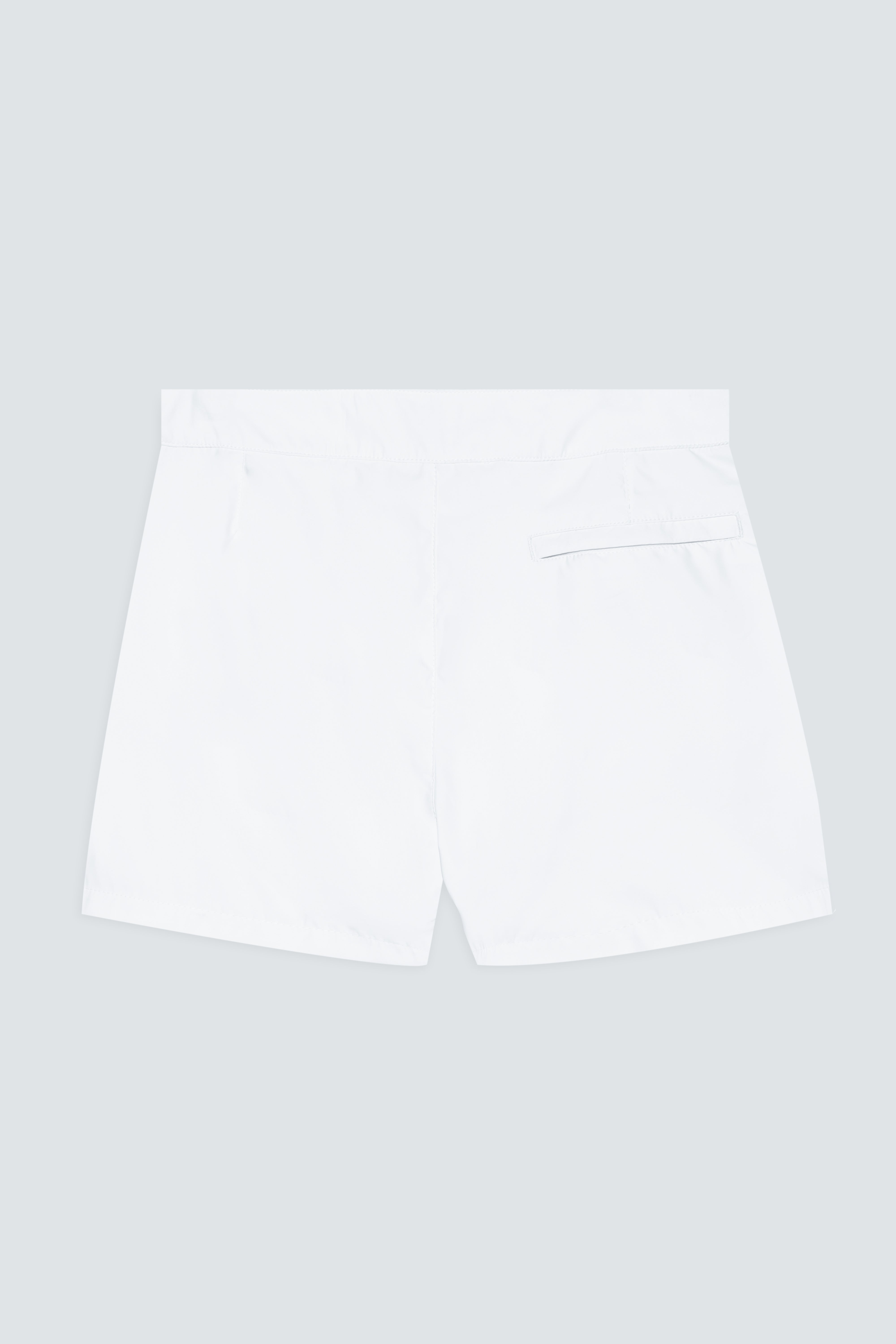 white plain waistband swimsuit