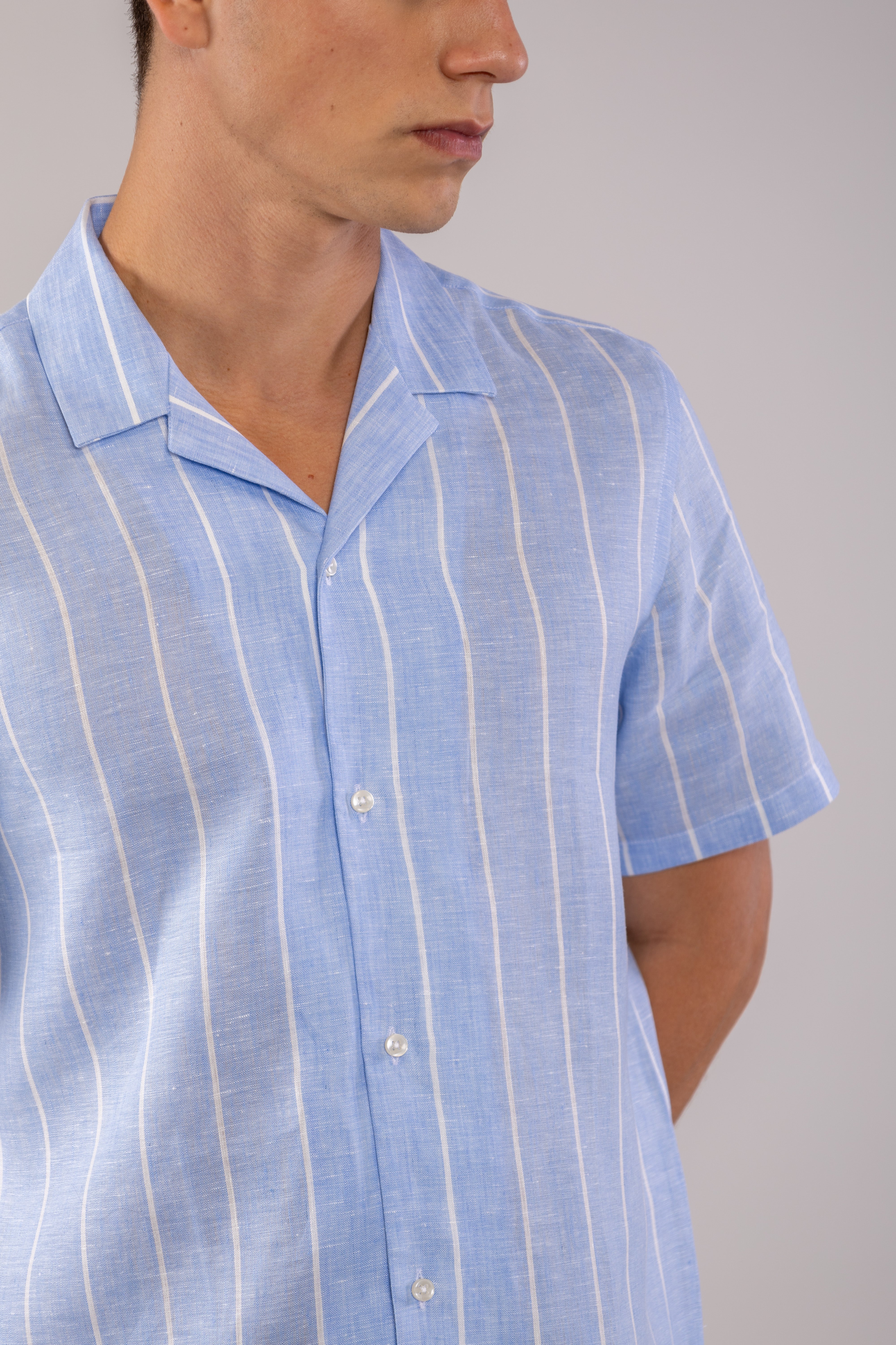 thin lines linen shirt blue