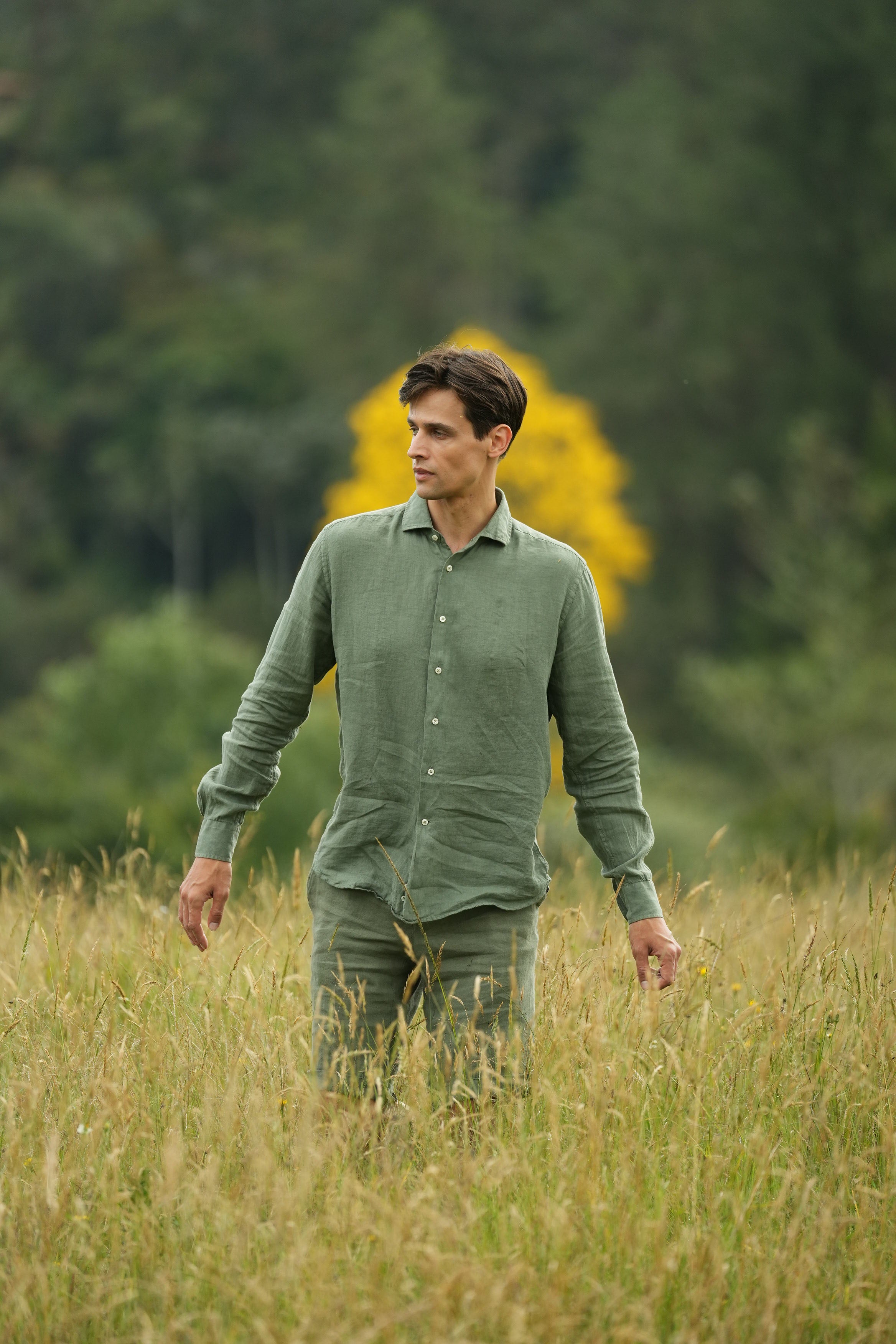 basic linen shirt military green