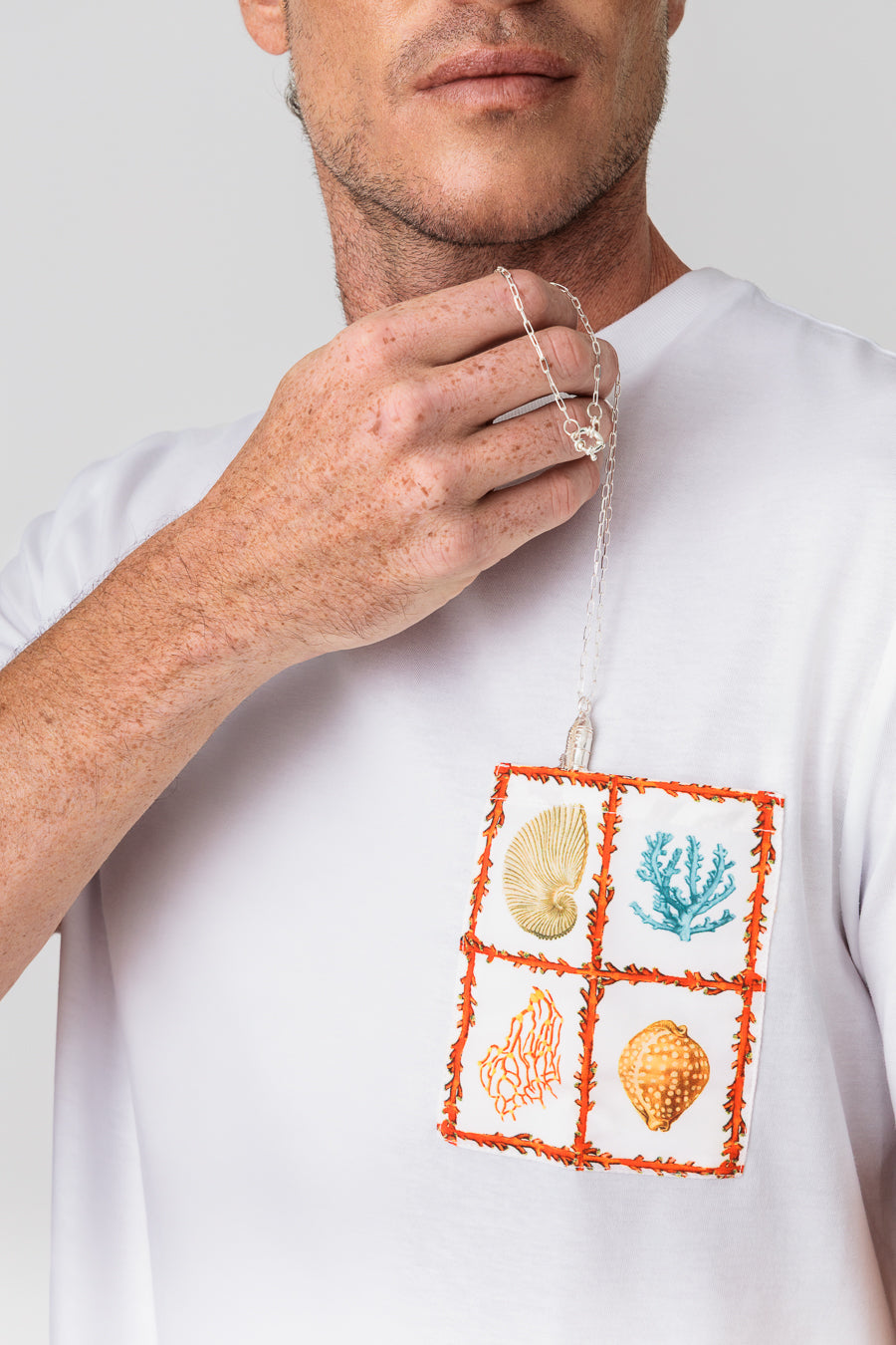 men’s cotton t-shirt pocket aronnax white