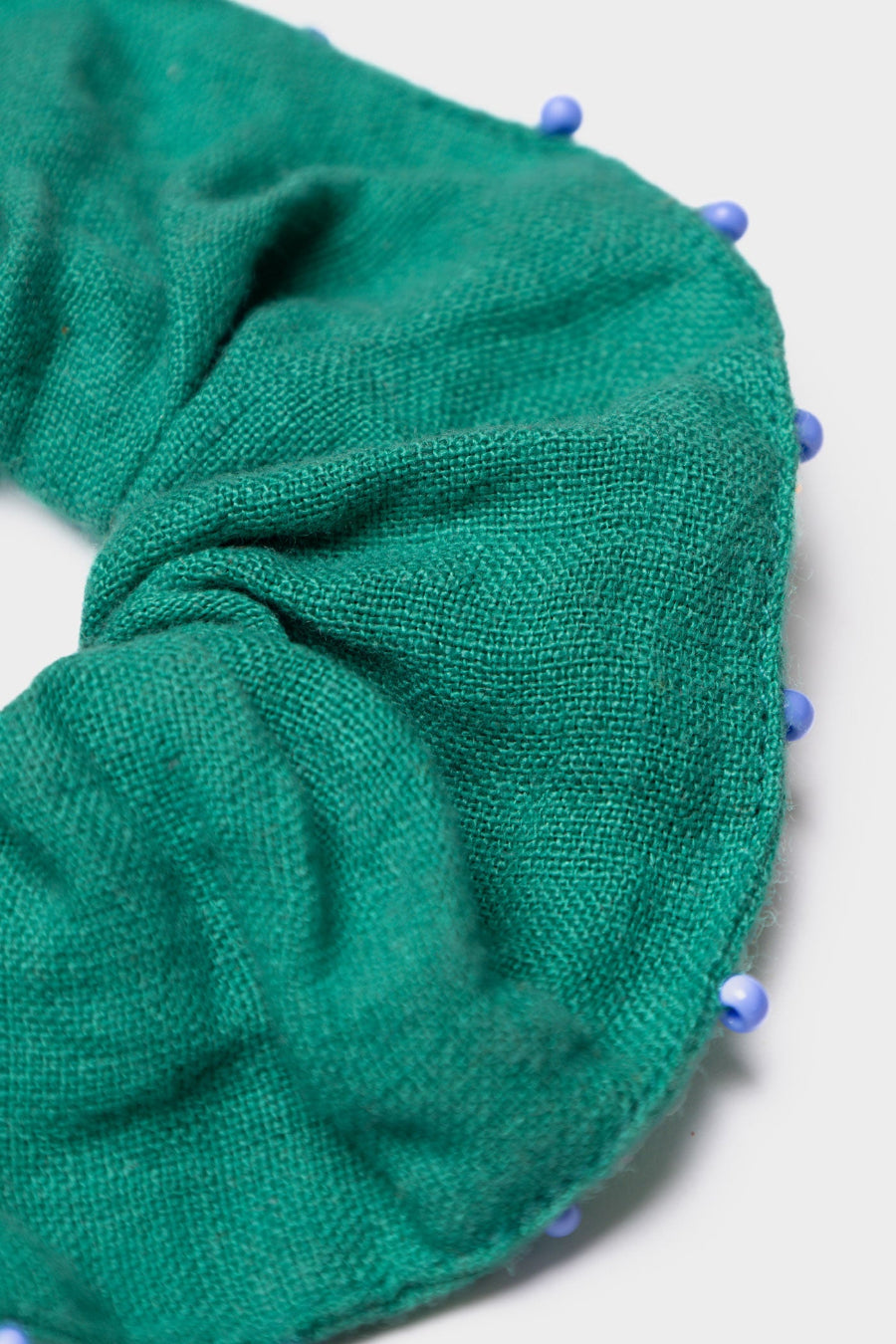 monochrome-scrunchies-basic-linen-pd-web