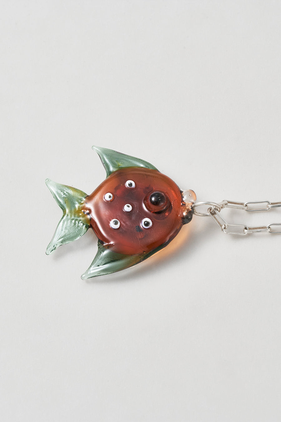 Cadena nemo plata y vidrio