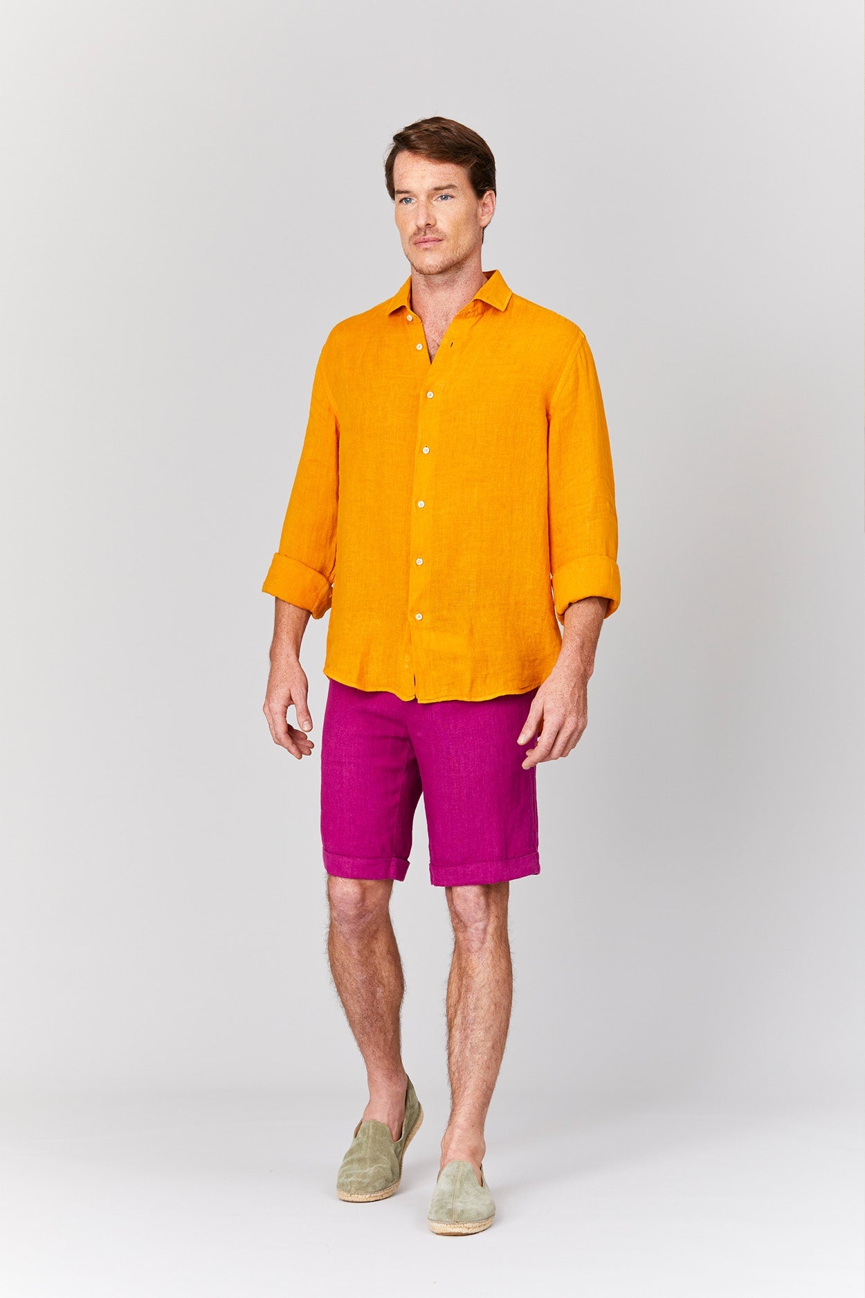 basic linen bermuda shorts fuxia - soloio